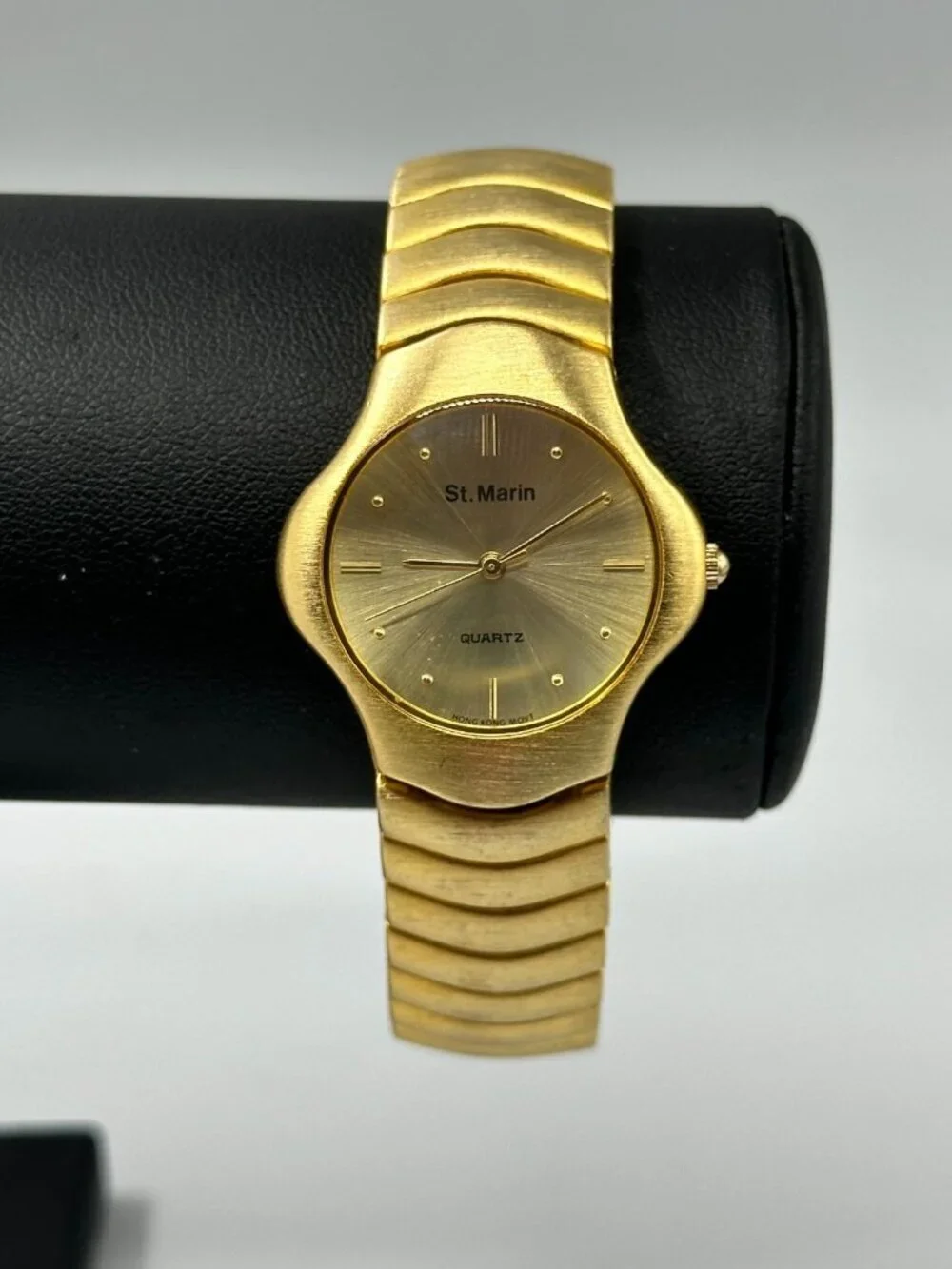 Vintage St. Marin Women Watch Matte Gold Tone Bracelet 30MM Dial New Battery